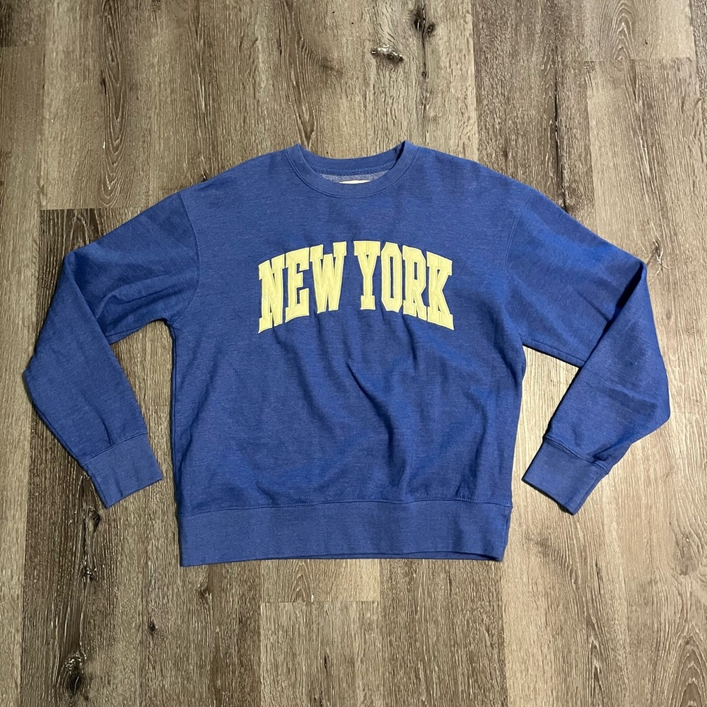 New York Embroidered Crewneck